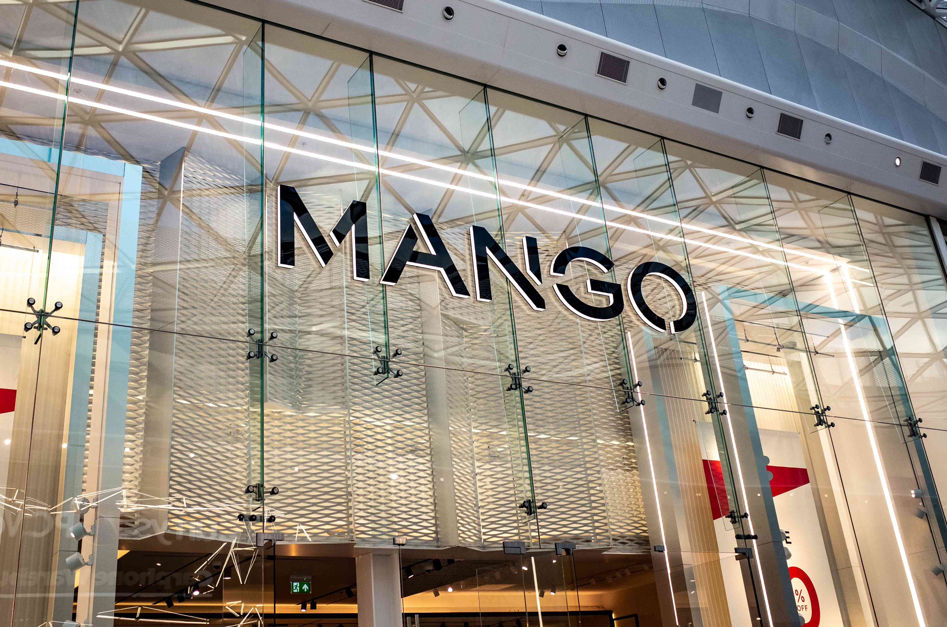 Mango clothing store background
