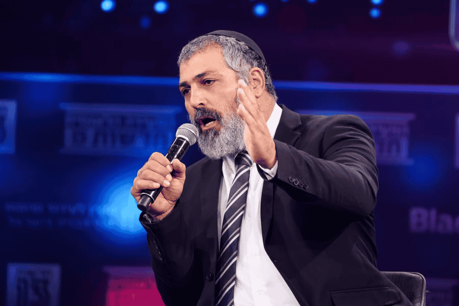 Zvi Yehezkeli background