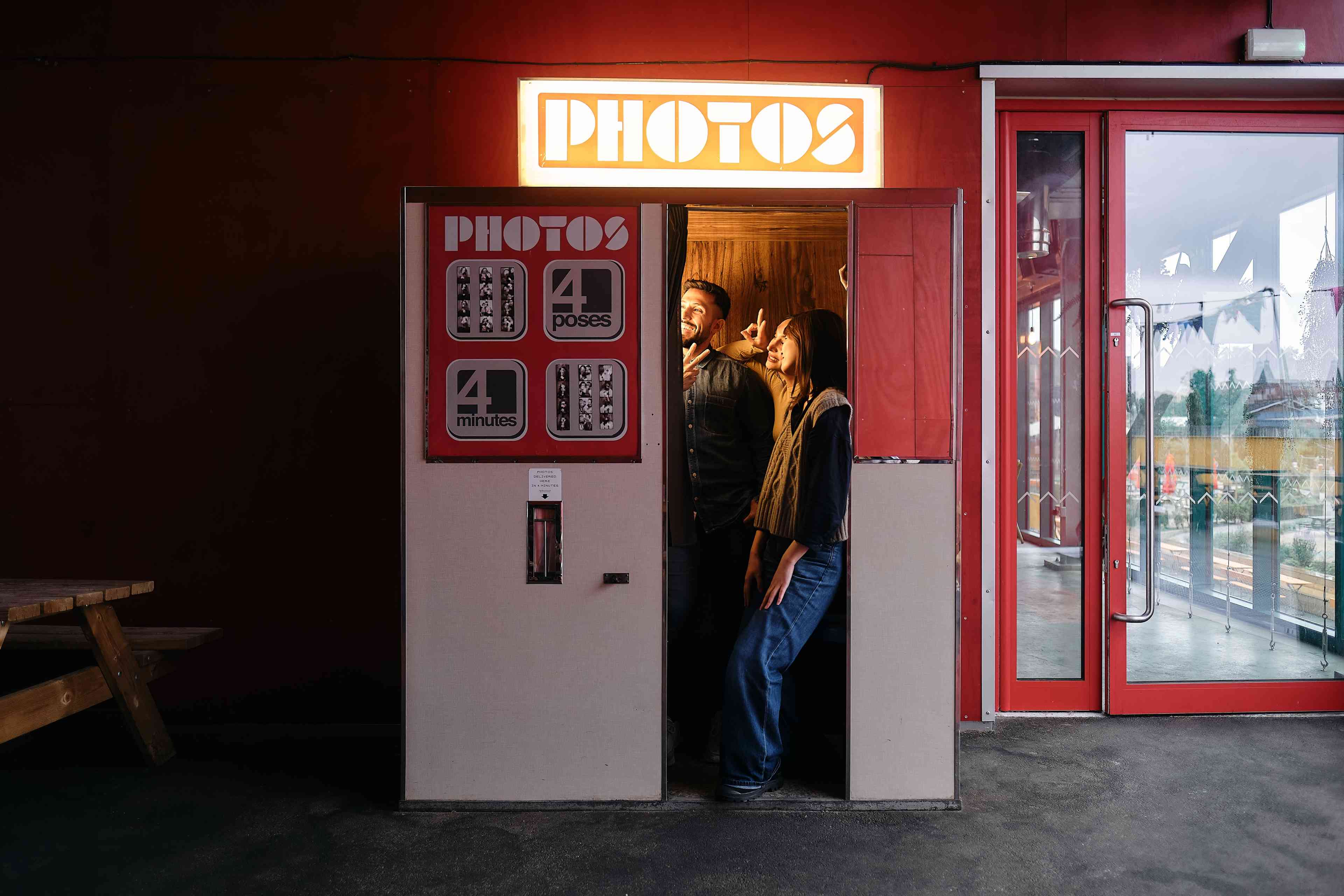 Photo: Angel Santana Garcia/ Shutterstock background