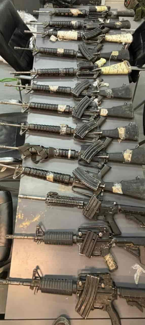 Weapons seized at Egyptian border background