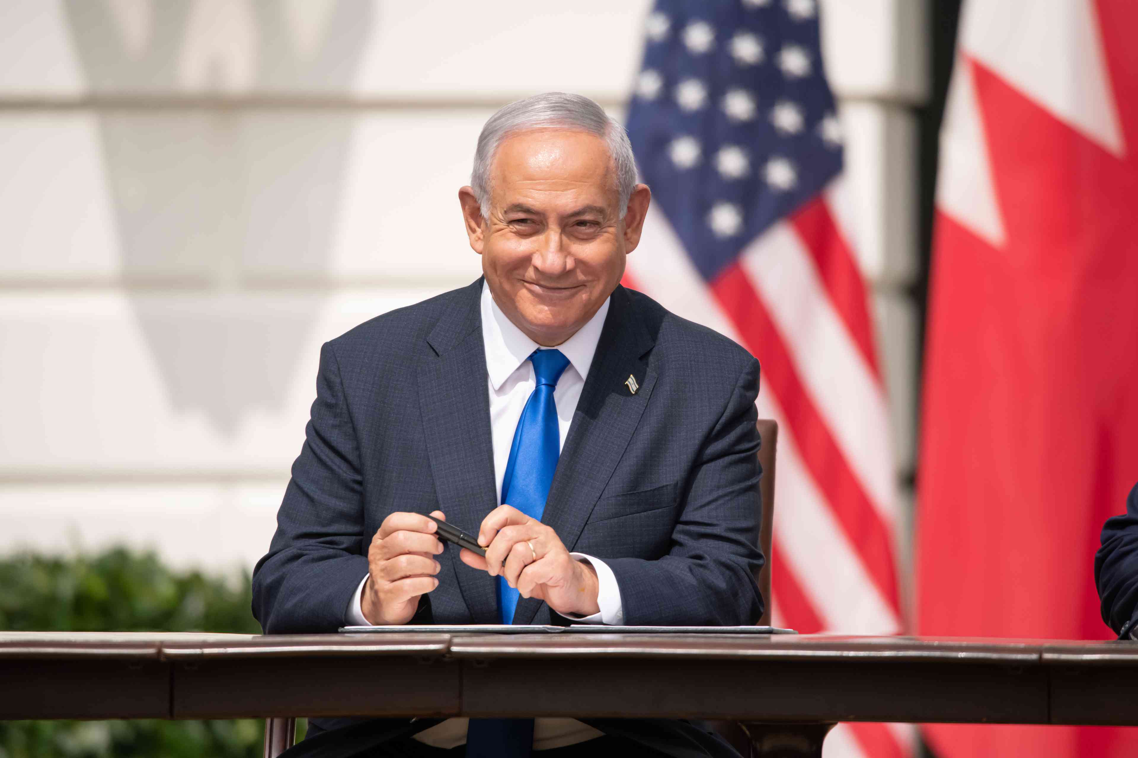 Benjamin Netanyahu background