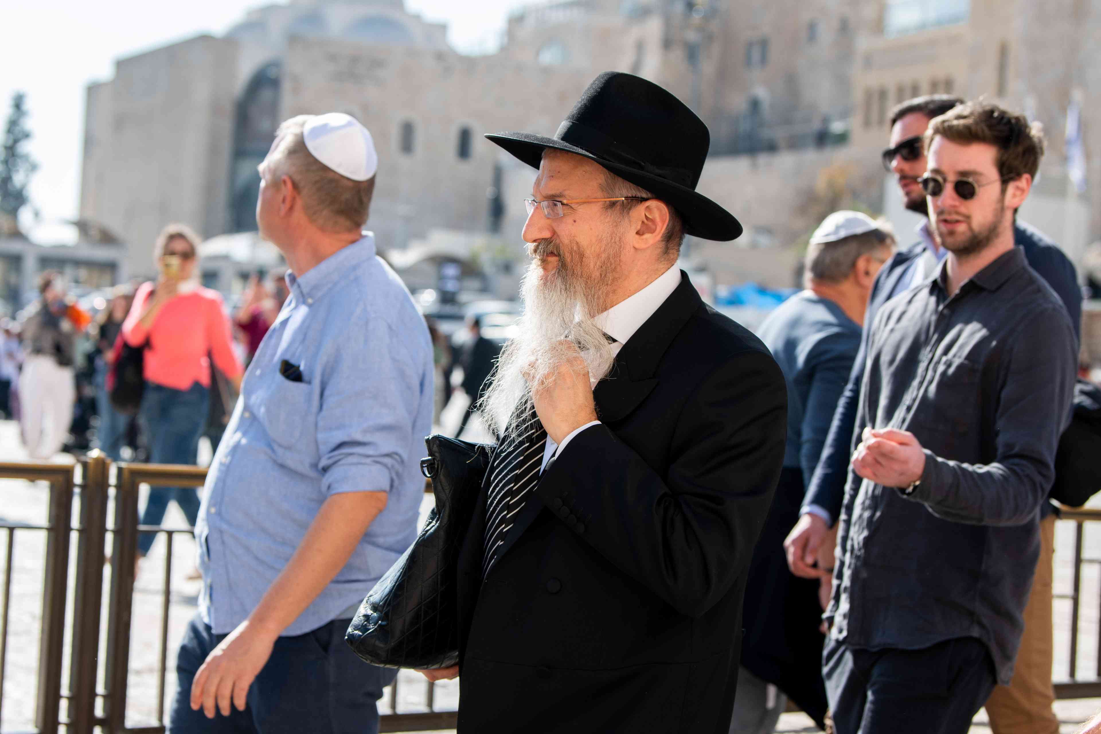 Chief Rabbi of Russia, Rabbi Lazar background