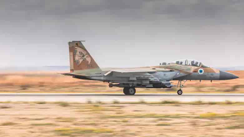 Air Force taking off to strike Gaza background