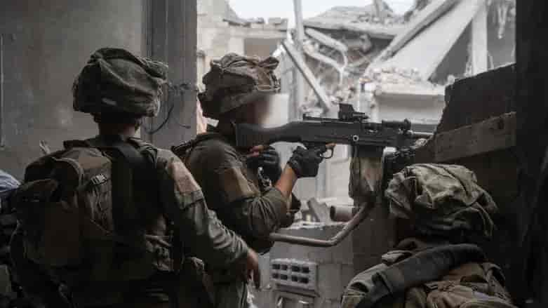 IDF operating in Gaza background