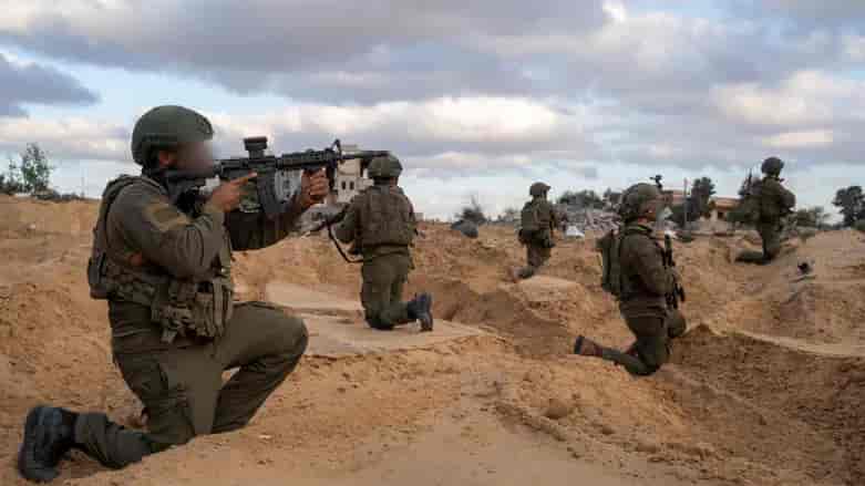 IDF operating in Gaza background