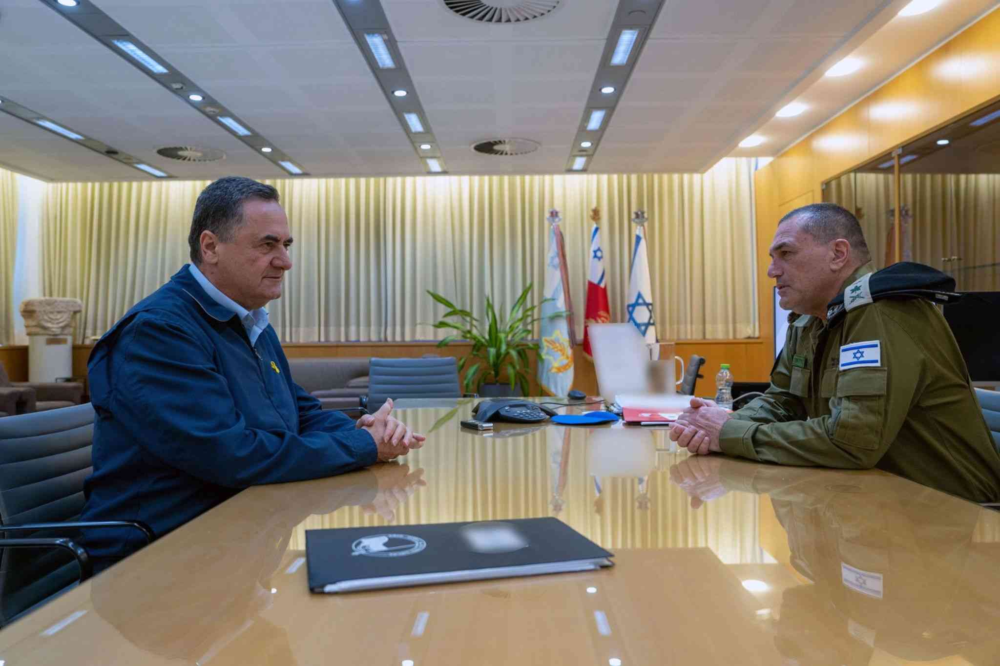 Defense Minister Katz and Chief of Staff Zamir. background