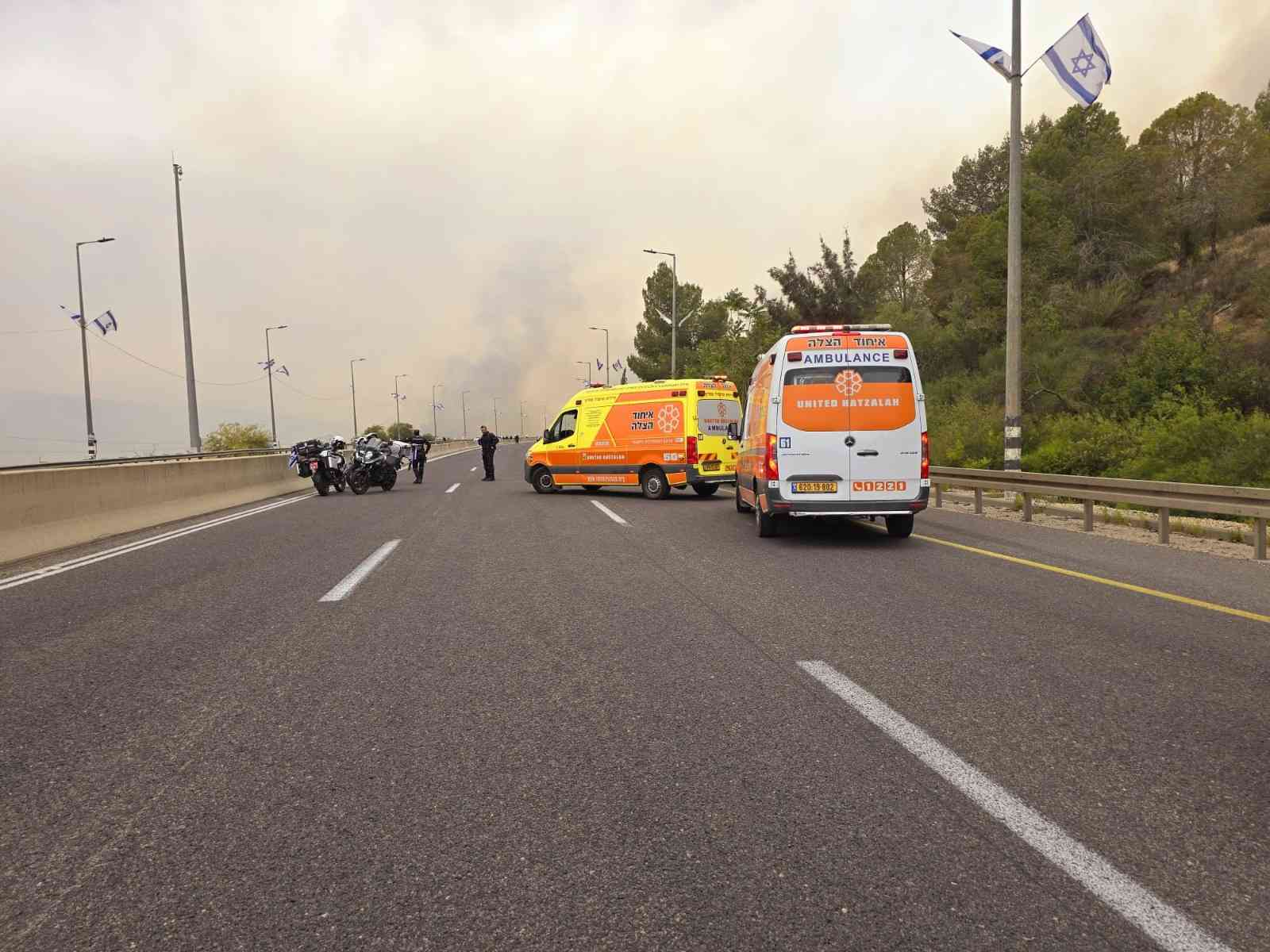 Scene of the fire on Road 1 background