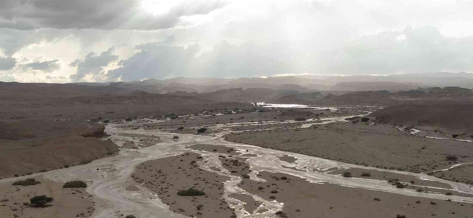 Flooding in South Israel background