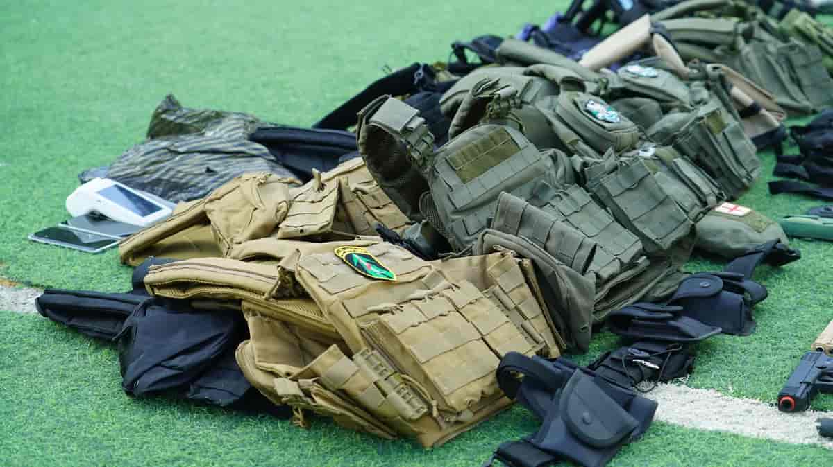 Weapons found in Police bust in Nablus background