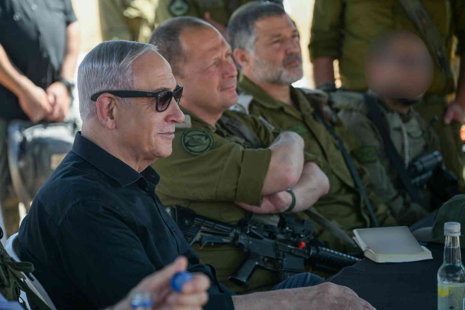 Prime Minister Netanyahu. background
