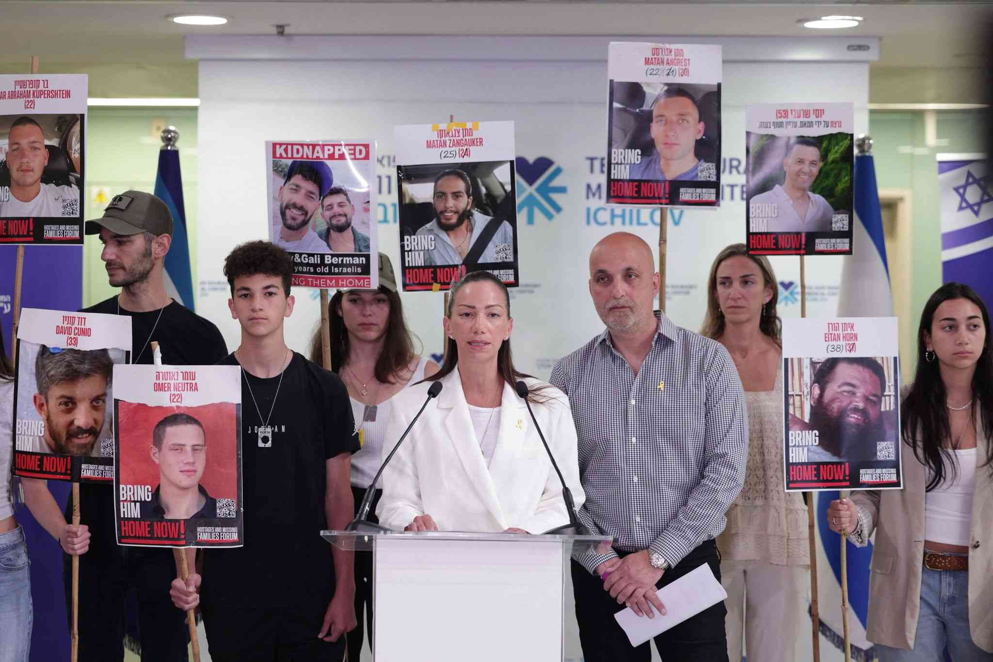 Edan Alexander's family calling for the release of the remaining hostages background