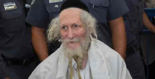Rabbi Berland background
