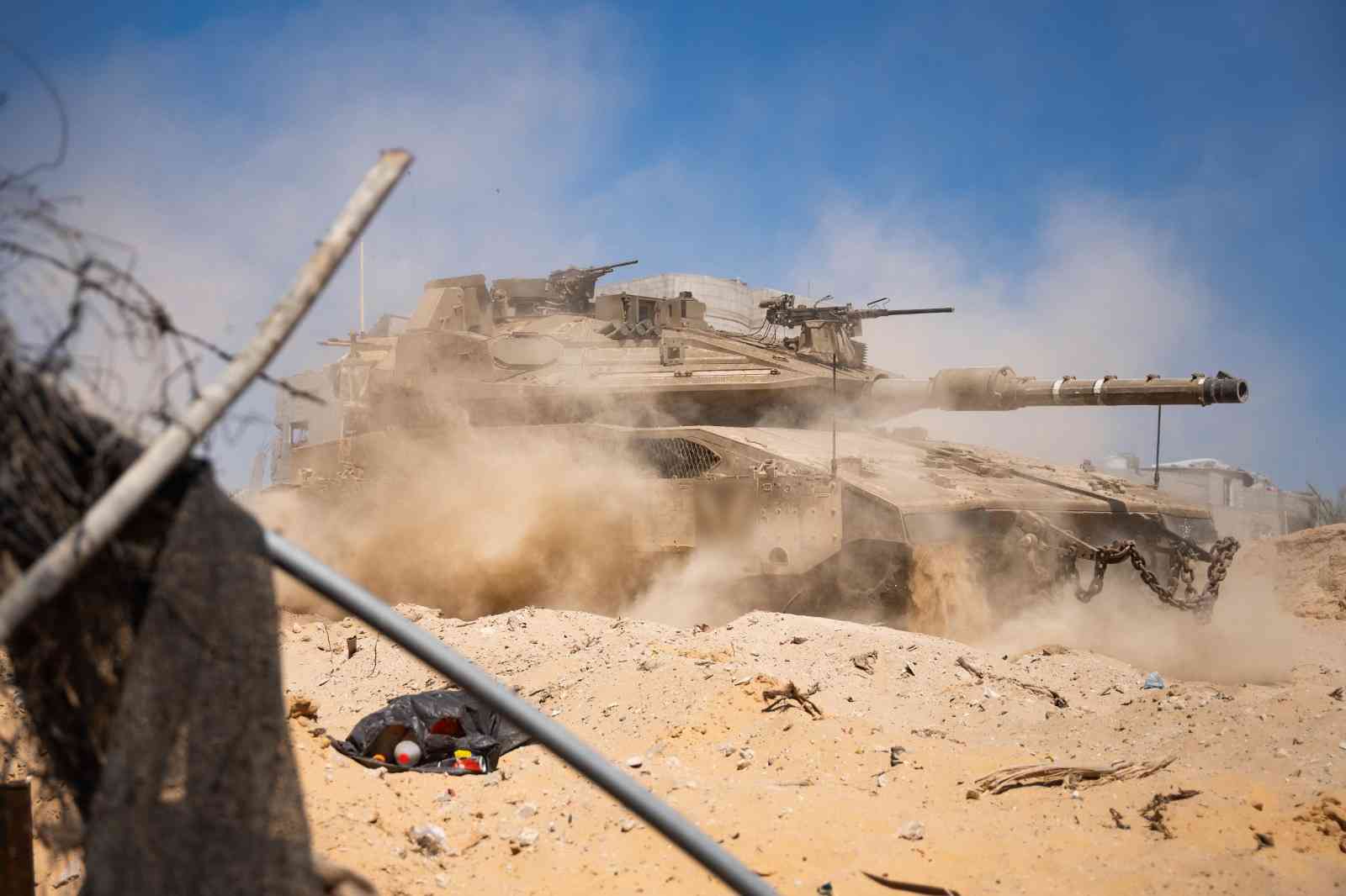IDF in action background