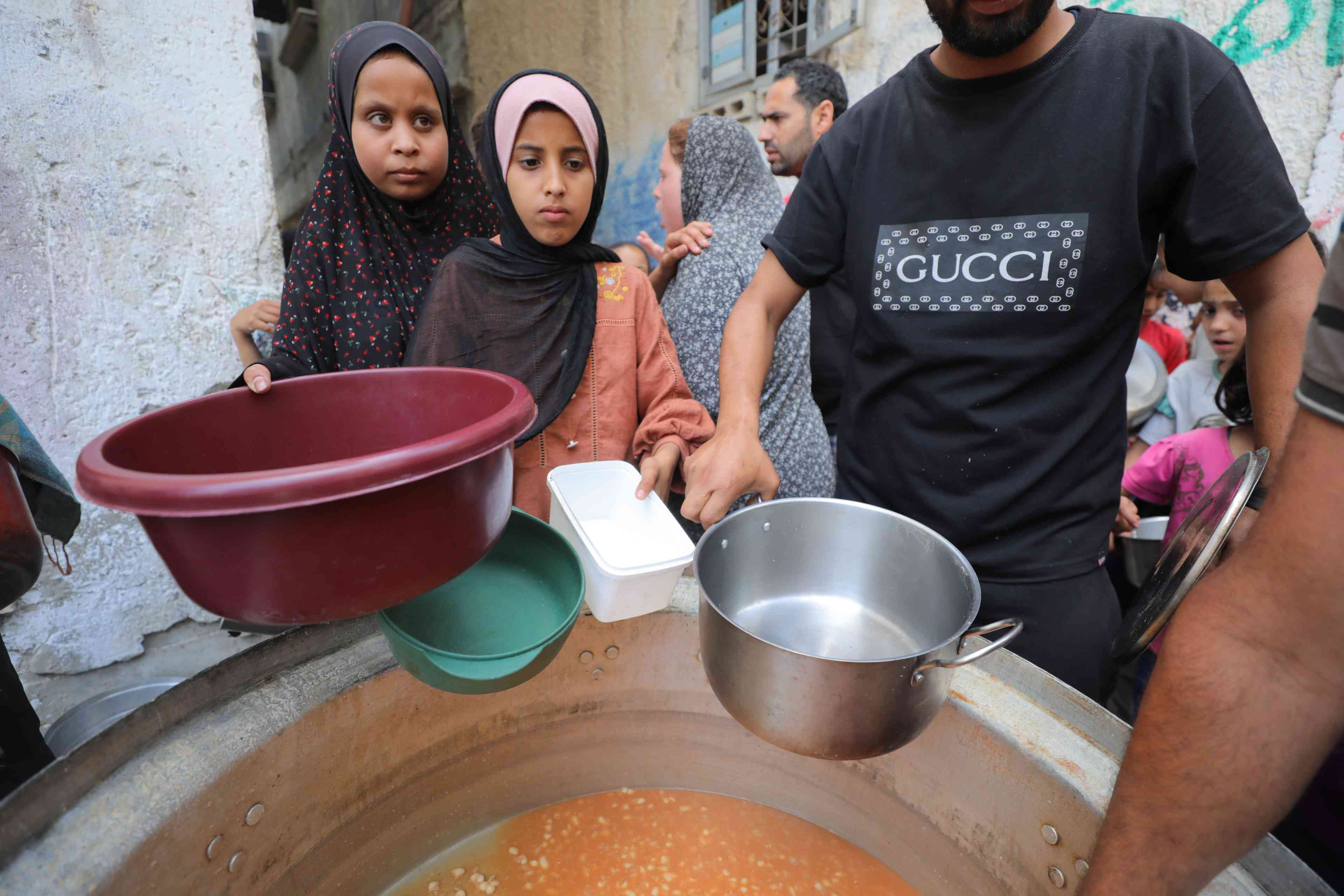 Gaza aid. background