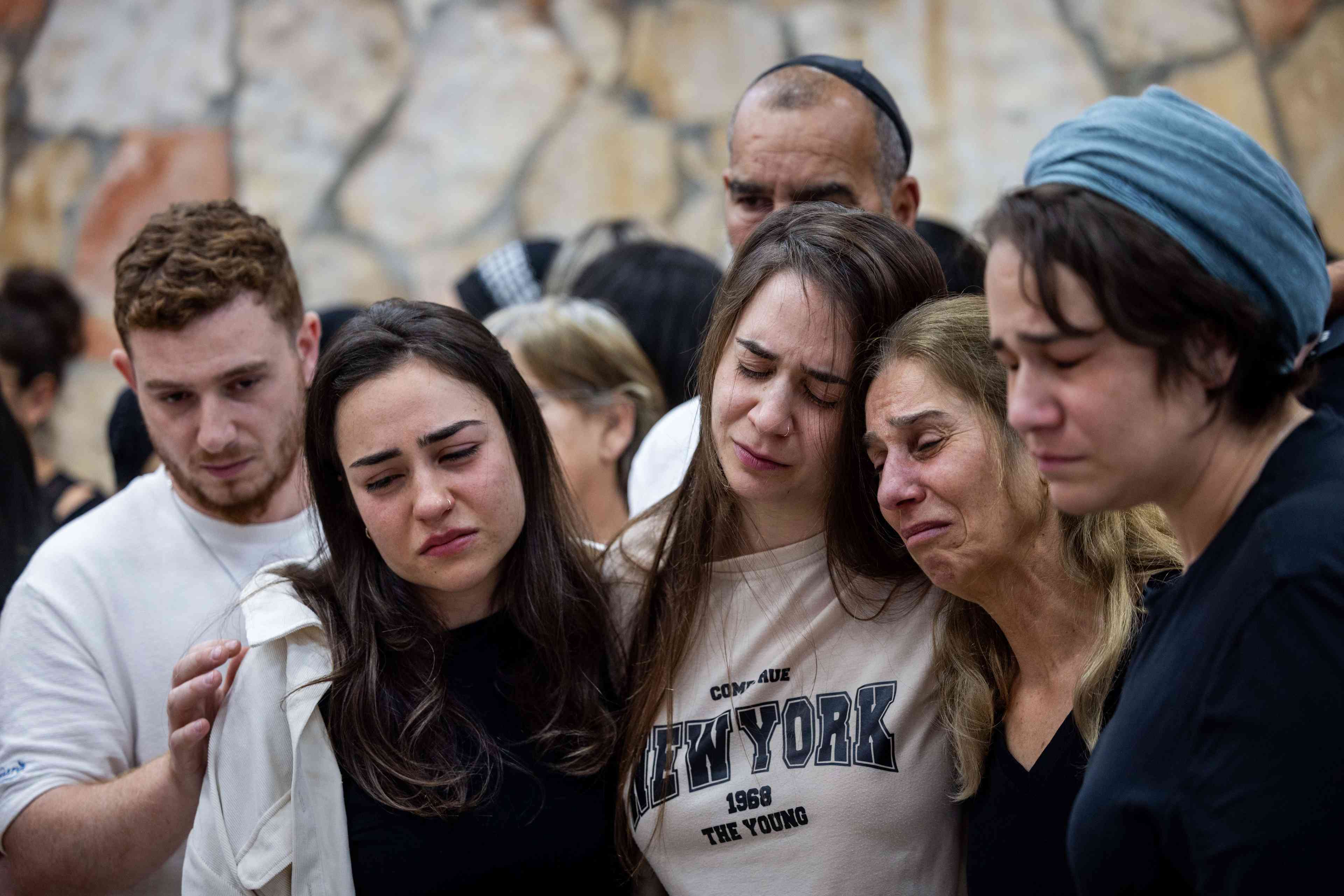 Family and friends attend the funeral of Tzeela Gez who were murdered in a terror shooting attack on Route 446 yesterday, at Har HaMenuchot Cemetery in Jerusalem, May 15, 2025. background