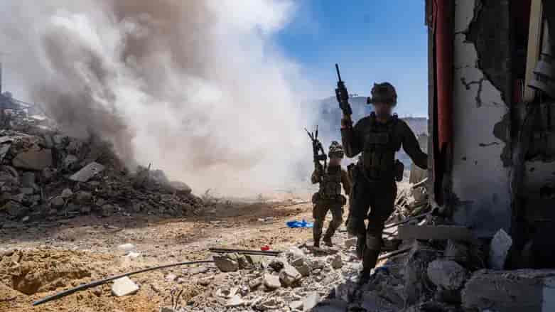 IDF Operating in Gaza background