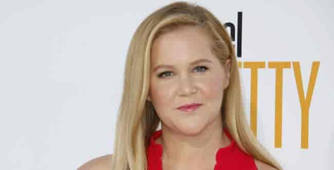 Amy Schumer. background
