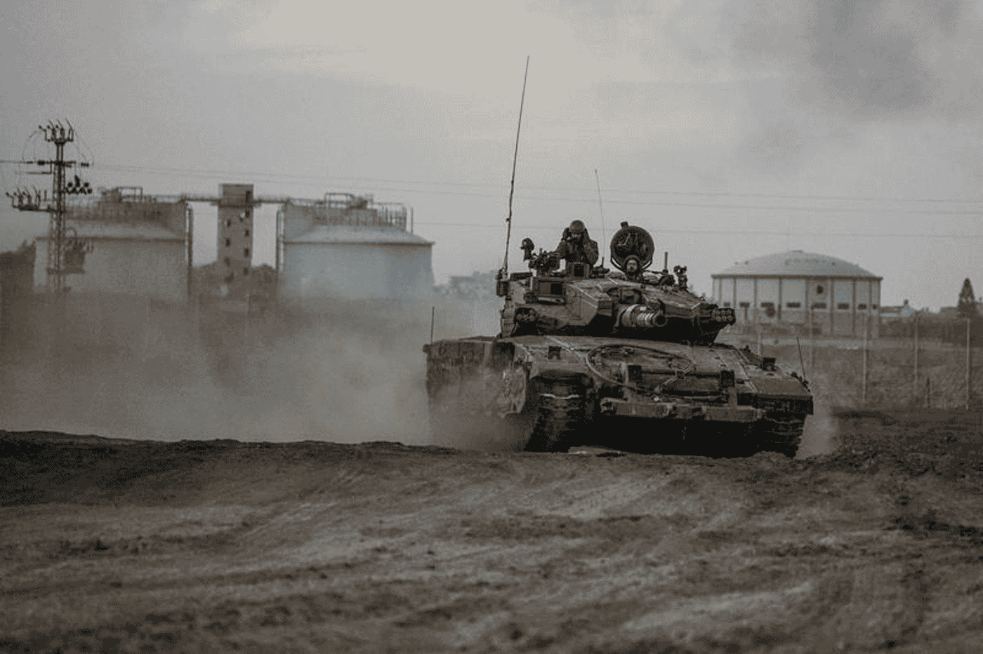 IDF tank in Gaza background