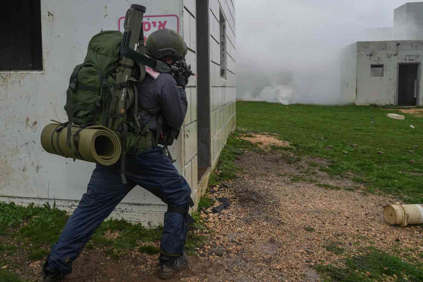 IDF in action background