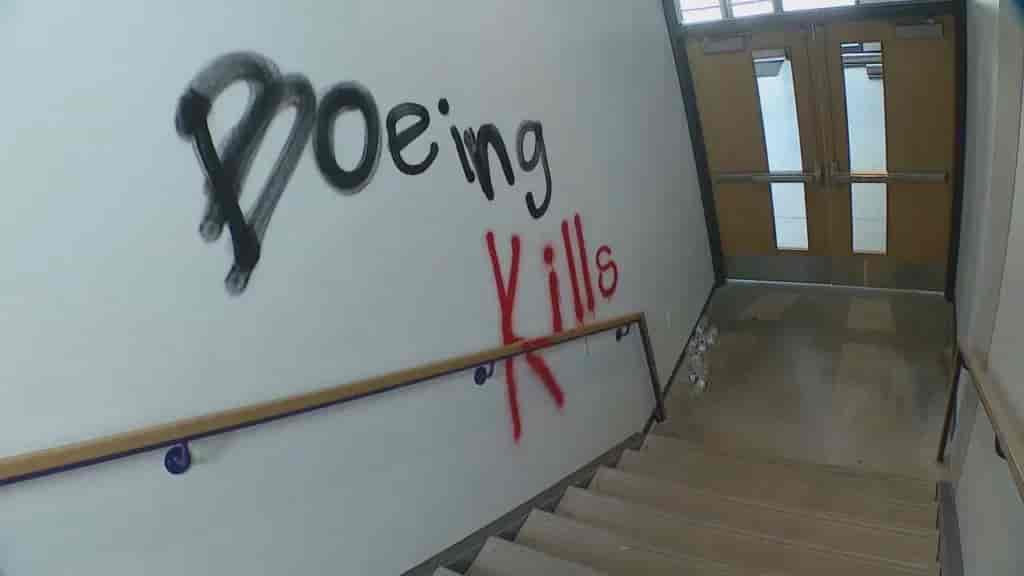 Damage at UW background