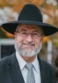 Rabbi Emanuel Goldfeiz background
