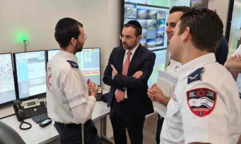 Magen David Adom Medics background