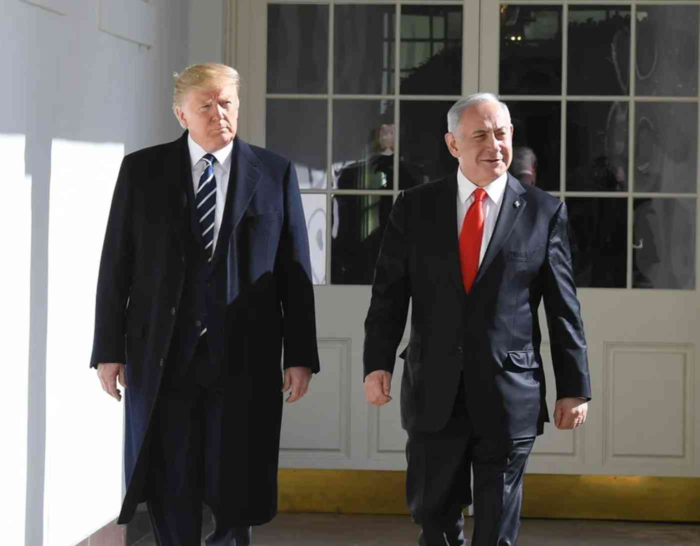 President Donald Trump and Israeli PM Benjamin Netanyahu background