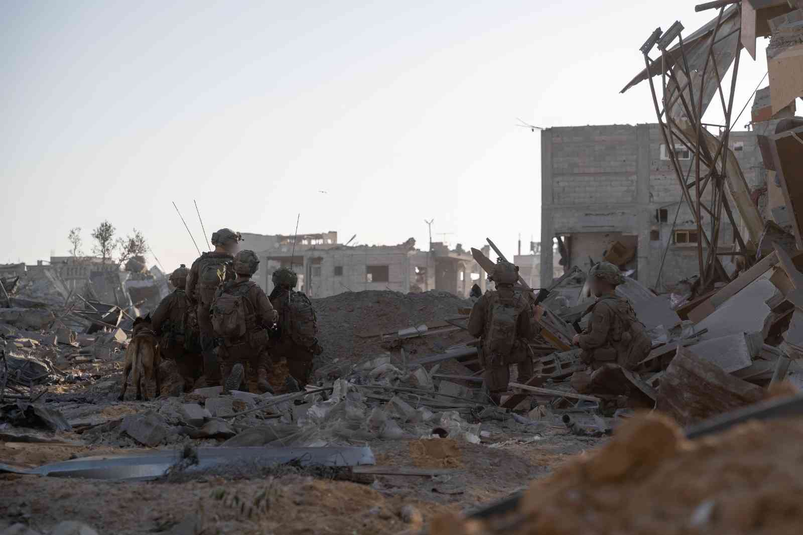 IDF operating in Gaza background
