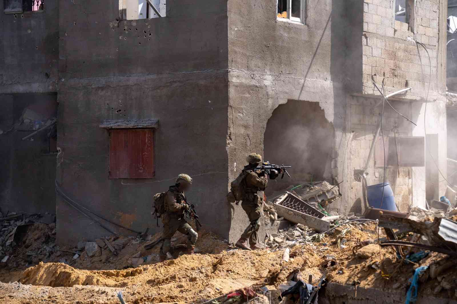 IDF operating in Gaza background