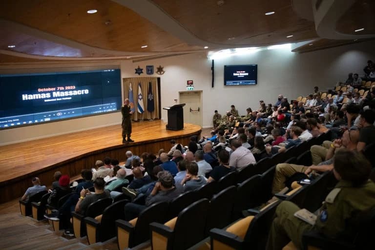 The foreign reporters are exposed to the shocking content The foreign reporters are exposed to the shocking content