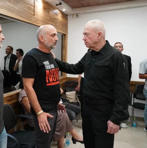 Gallant comforts the families of captives and missing. Gallant comforts the families of captives and missing.