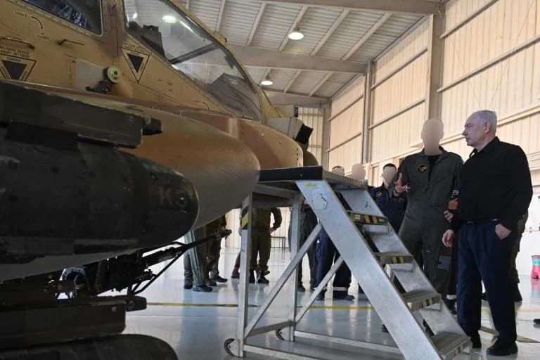 Netanyahu at the Ramon base Netanyahu at the Ramon base