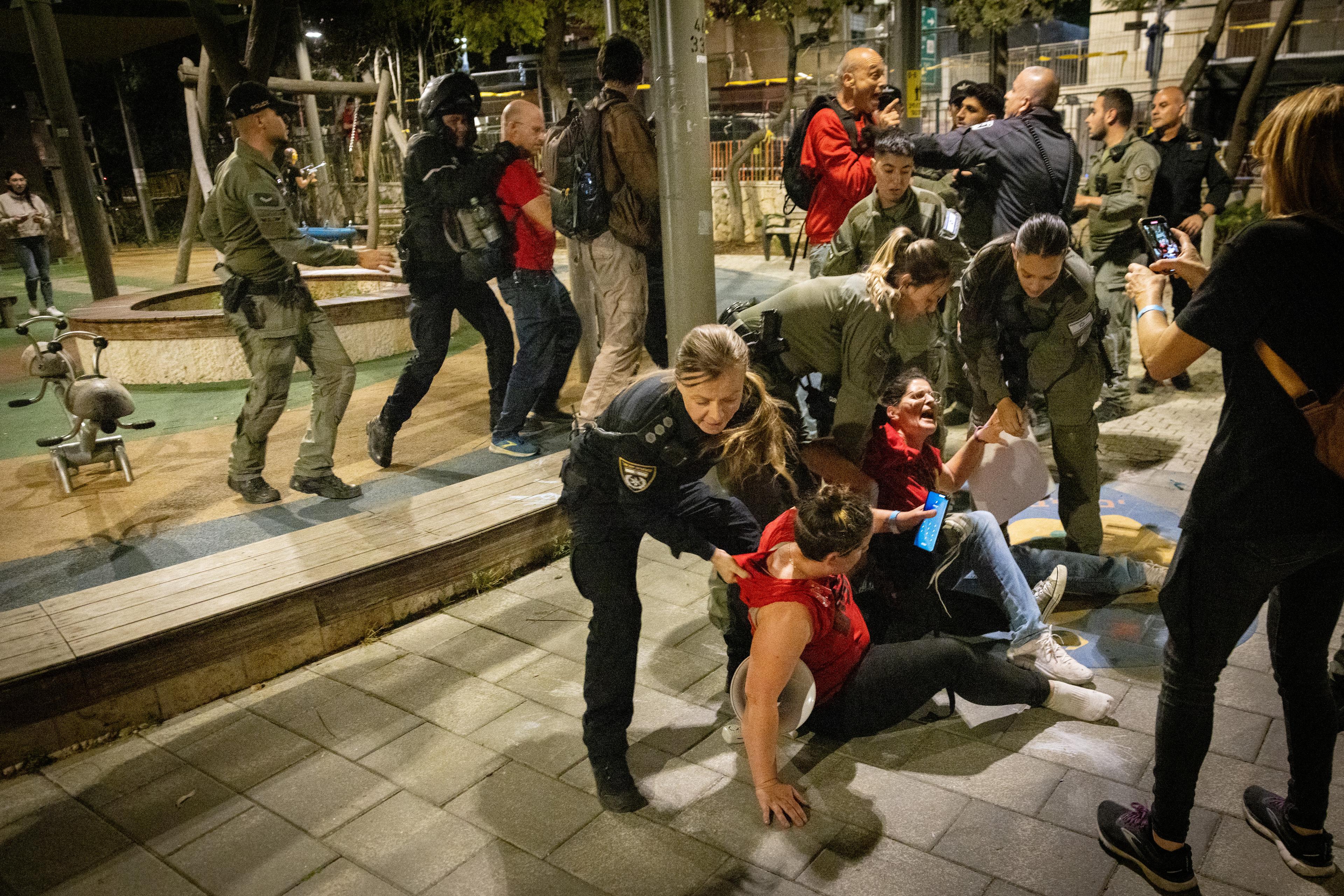 Police clashing with protestors near the Prime Minister's Residence.