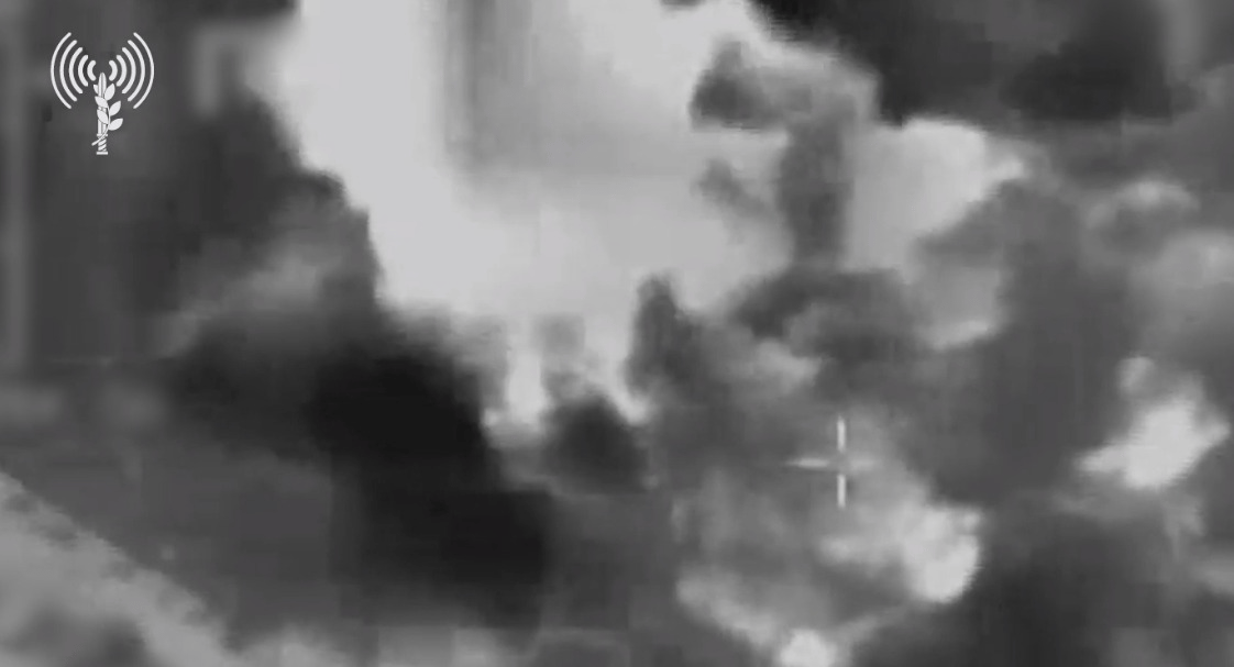 IDF strike in Yaroun.