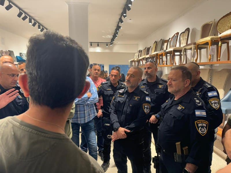 Israel Police senior officers at a situational post-attack assessment.