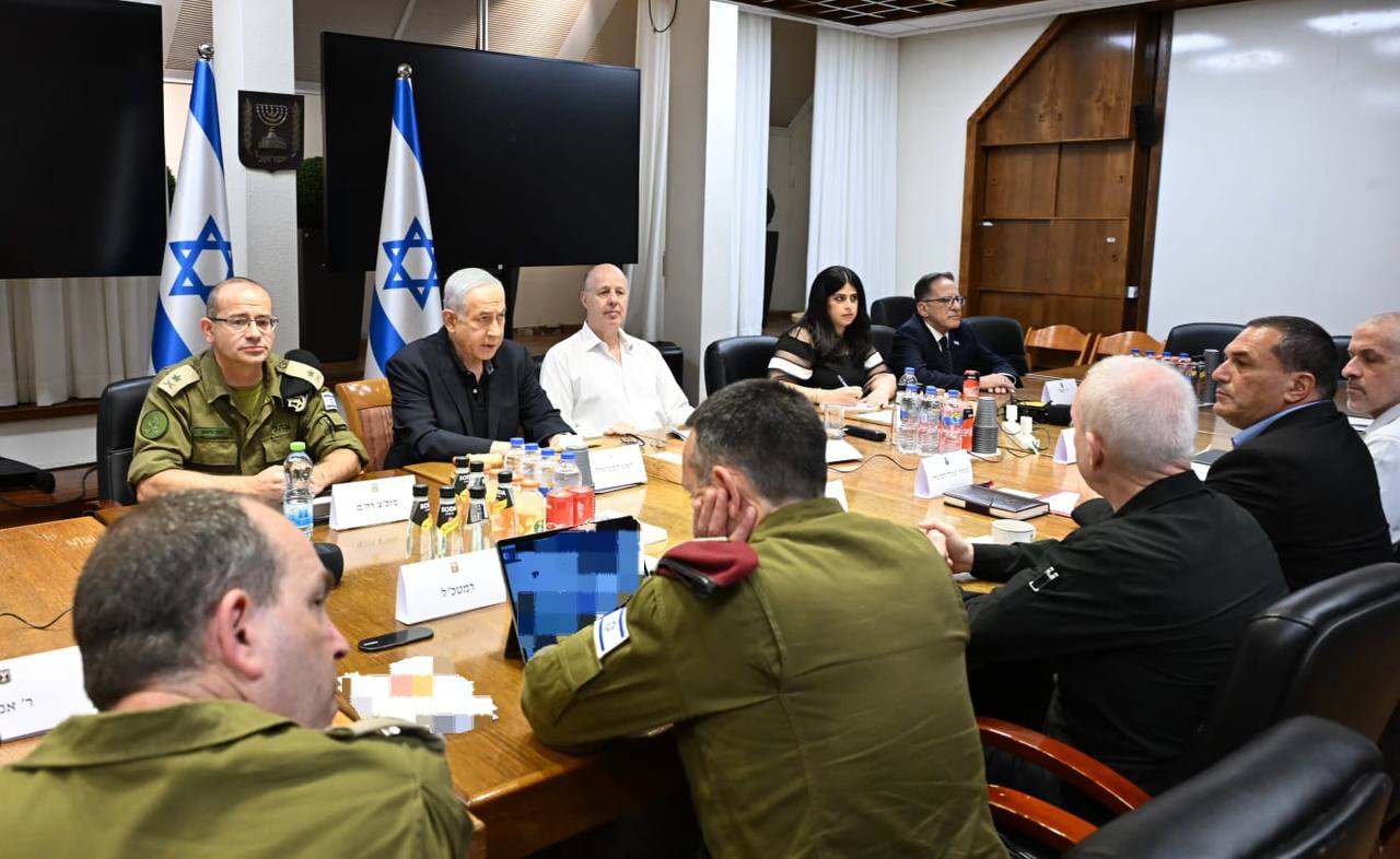 Security cabinet. Security cabinet.