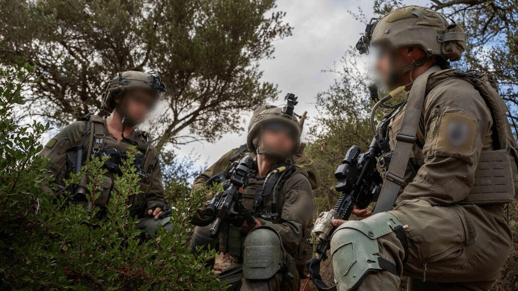 IDF preparing for entry into Lebanon IDF preparing for entry into Lebanon