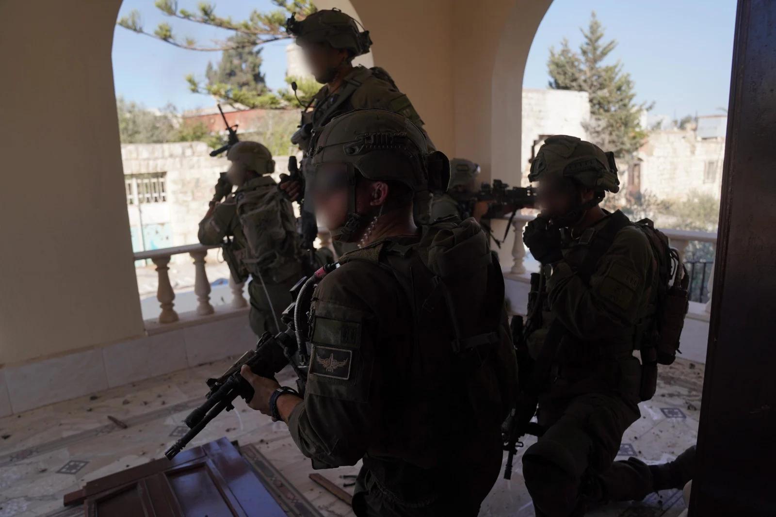 IDF forces in Lebanon IDF forces in Lebanon