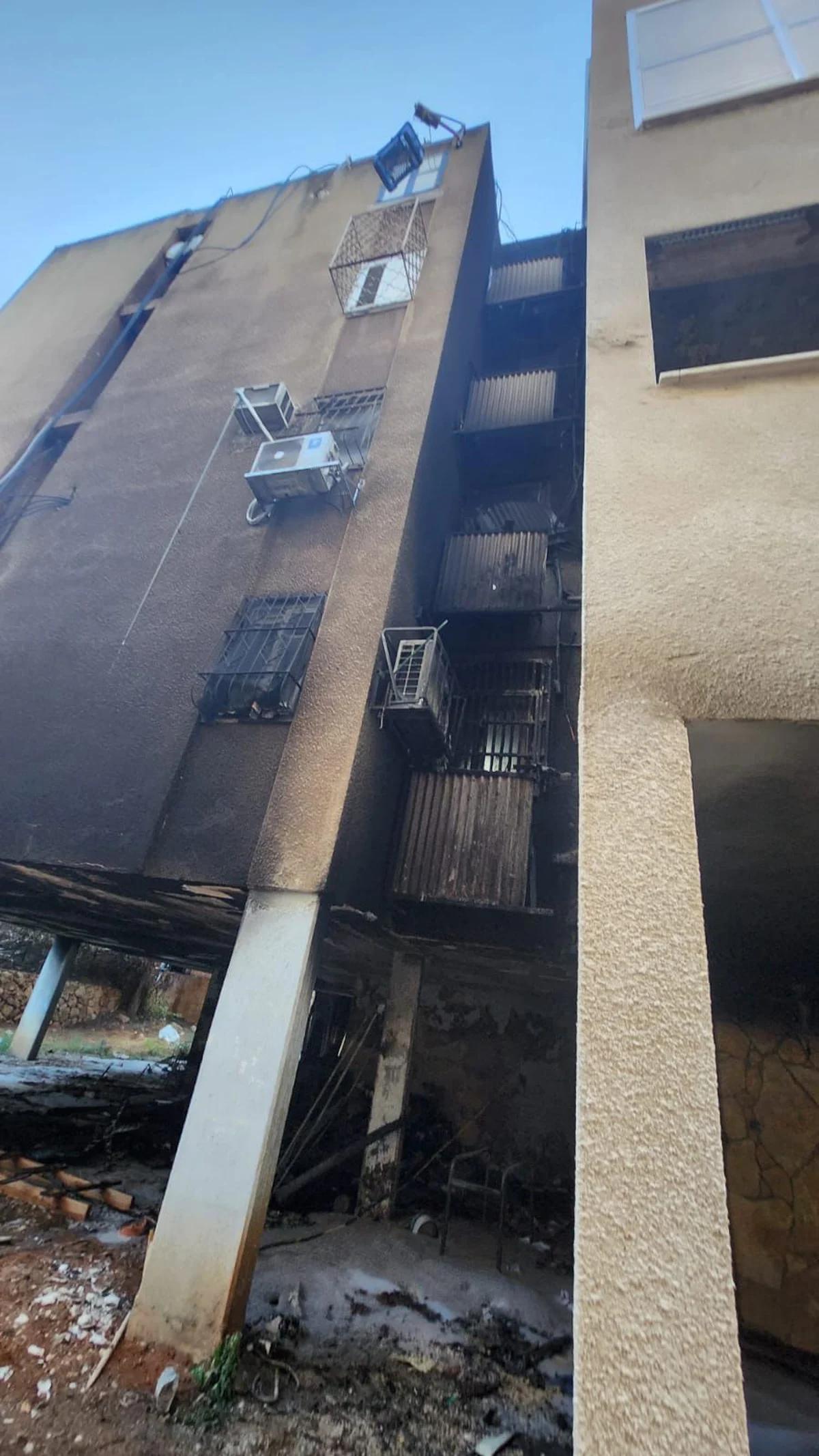 Burned building from Beni Brak fire Burned building from Beni Brak fire
