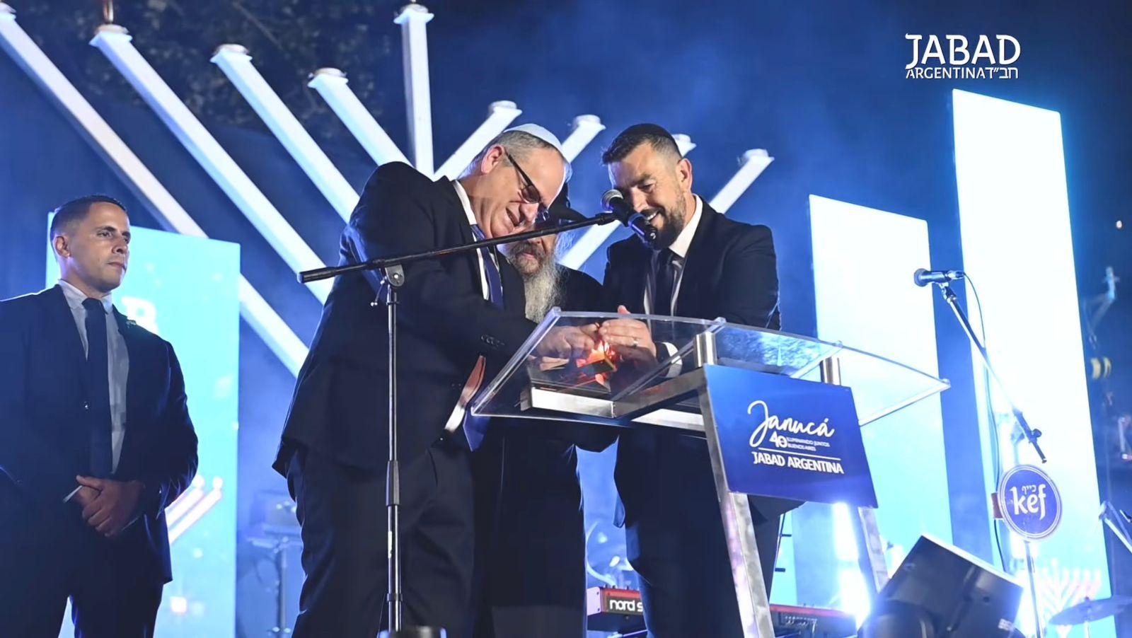 Argentina holds special Hanukkah ceremony Argentina holds special Hanukkah ceremony