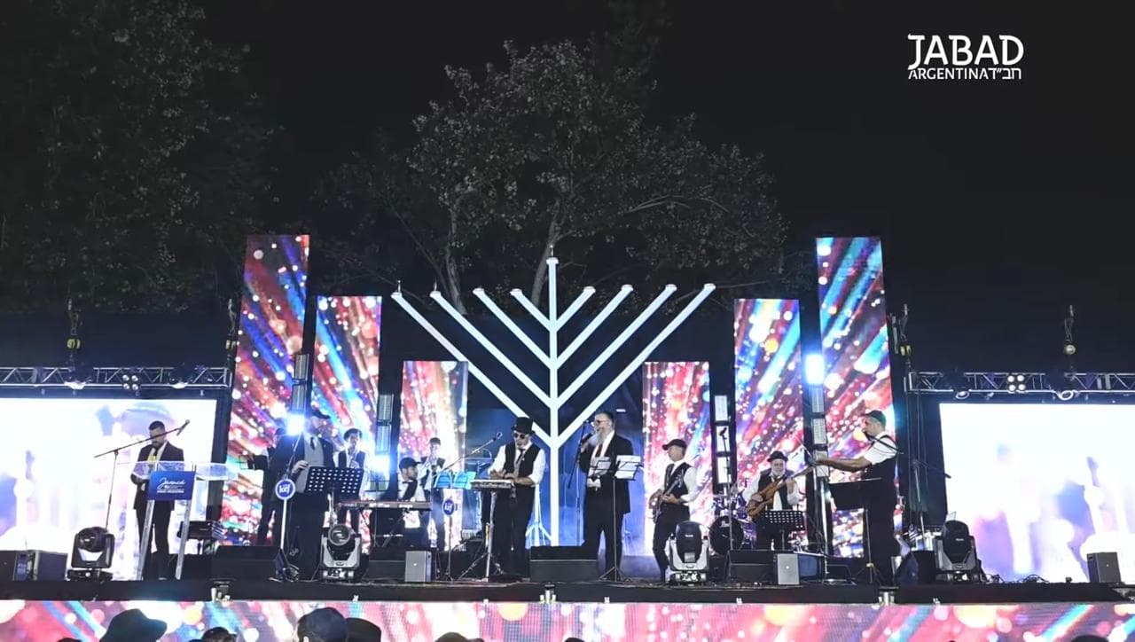 Argentina holds special Hanukkah ceremony Argentina holds special Hanukkah ceremony