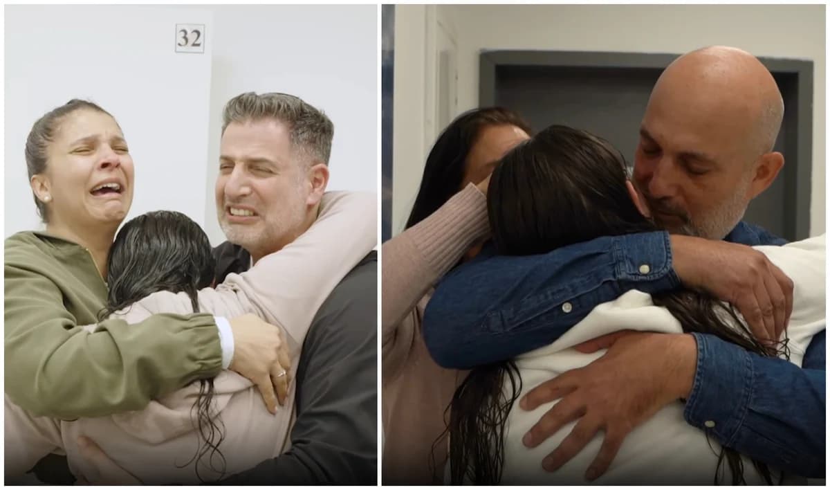 Absolutely moving: Families burst into tears as they hug their daughters after nearly 500 days in Hamas captivity Absolutely moving: Families burst into tears as they hug their daughters after nearly 500 days in Hamas captivity