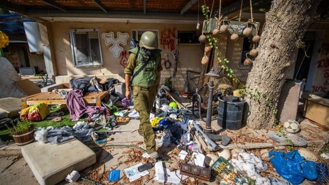 IDF soldier after Hamas' October 7th attack IDF soldier after Hamas' October 7th attack