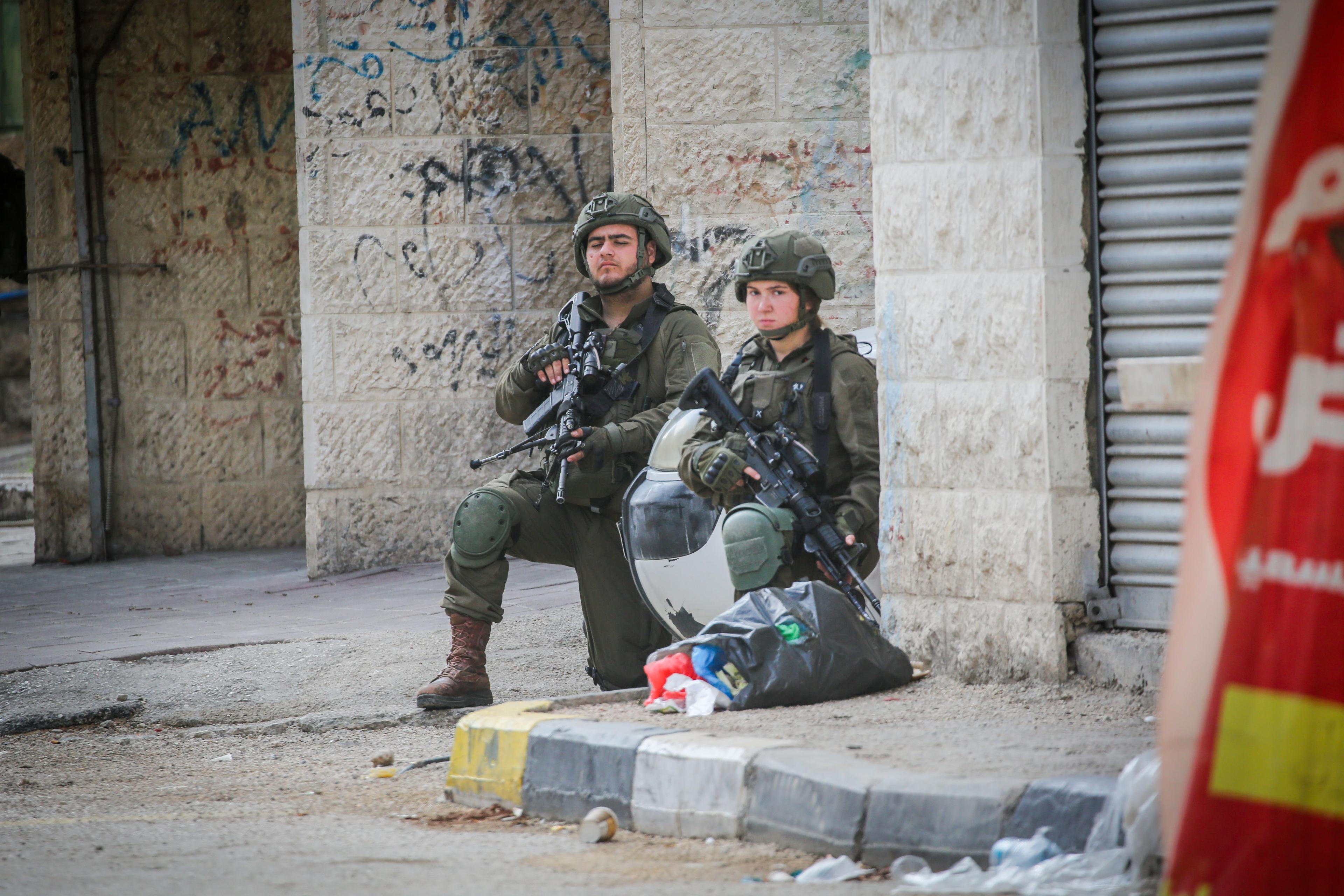 IDF forces in Jenin. IDF forces in Jenin.