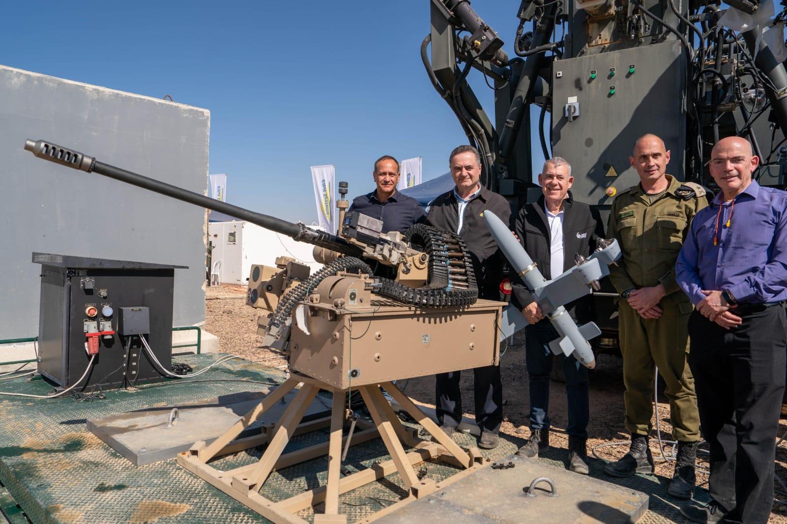 Israel Katz at an anti-drone warfare demonstration