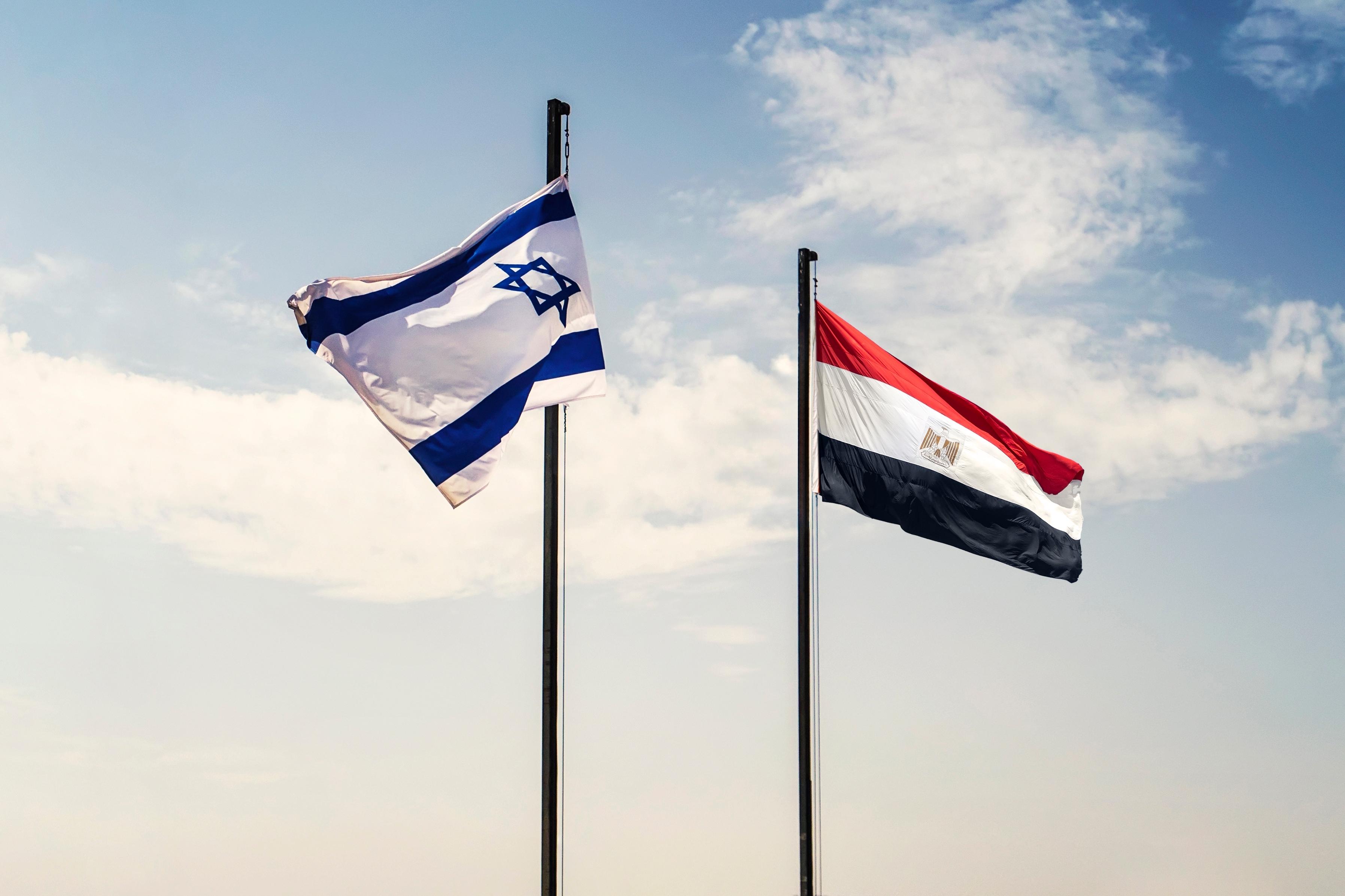 Israeli and Egyptian flags