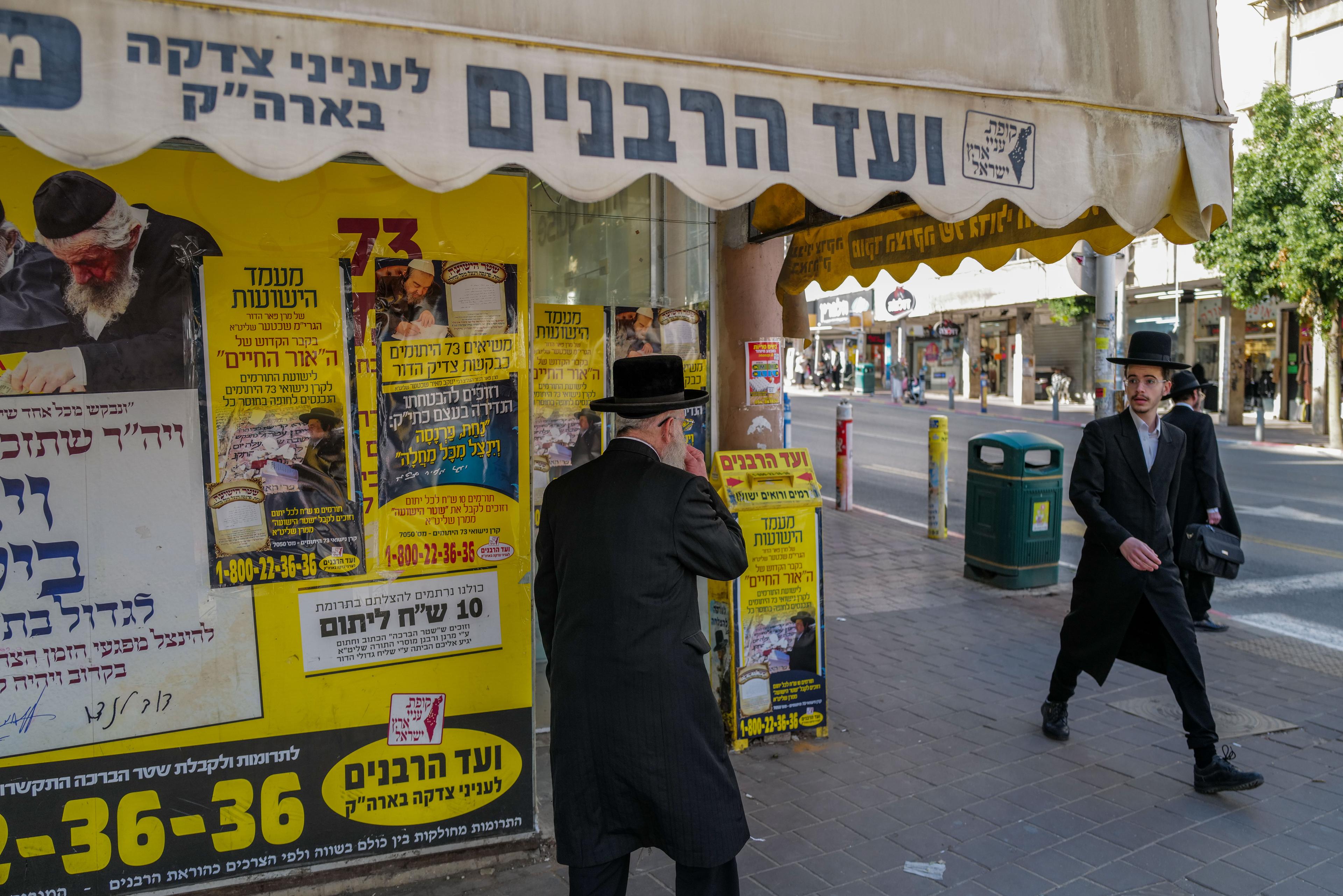 Haredim in Bnei Brak.