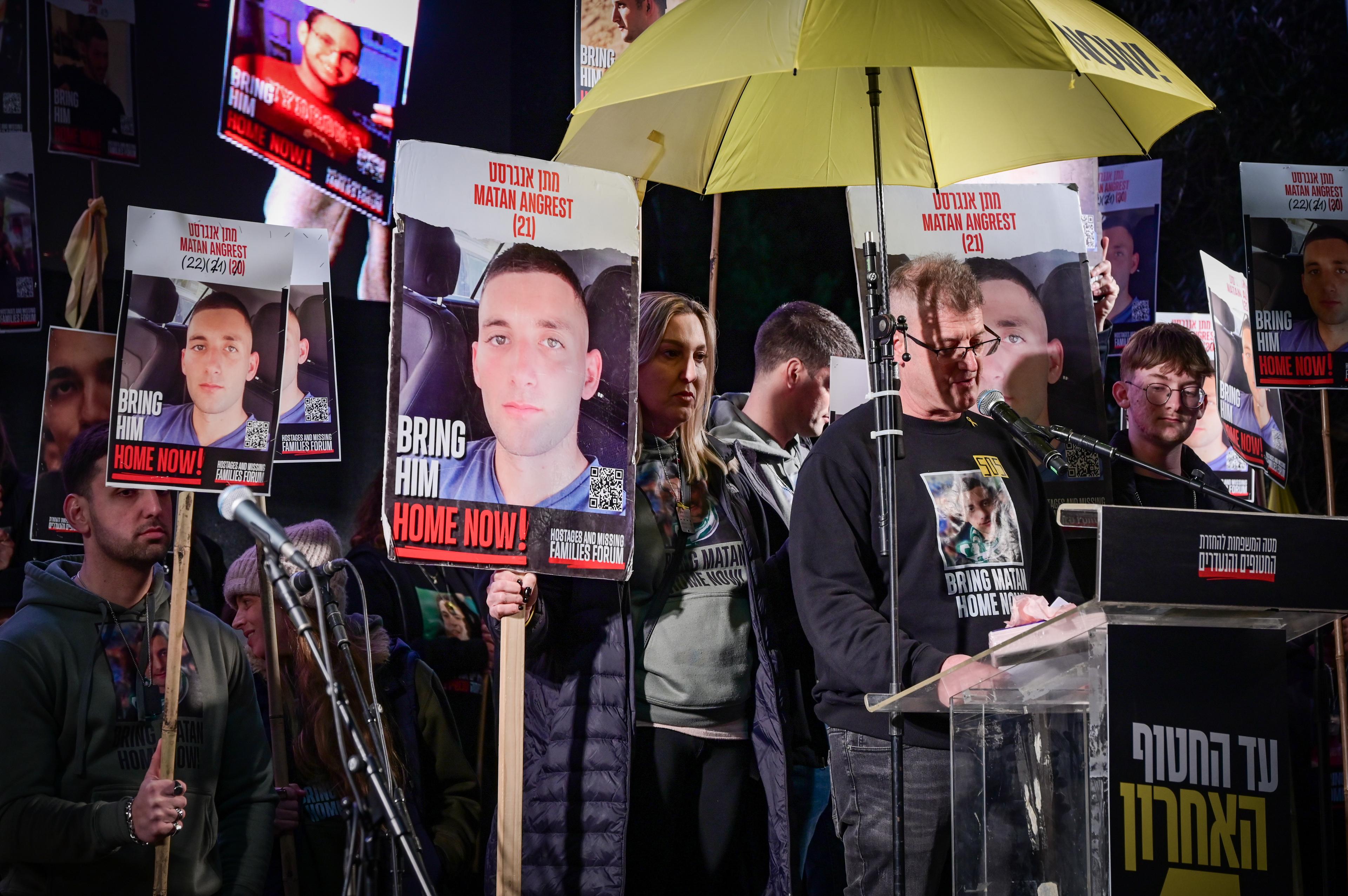 Protest for the hostages. Protest for the hostages.