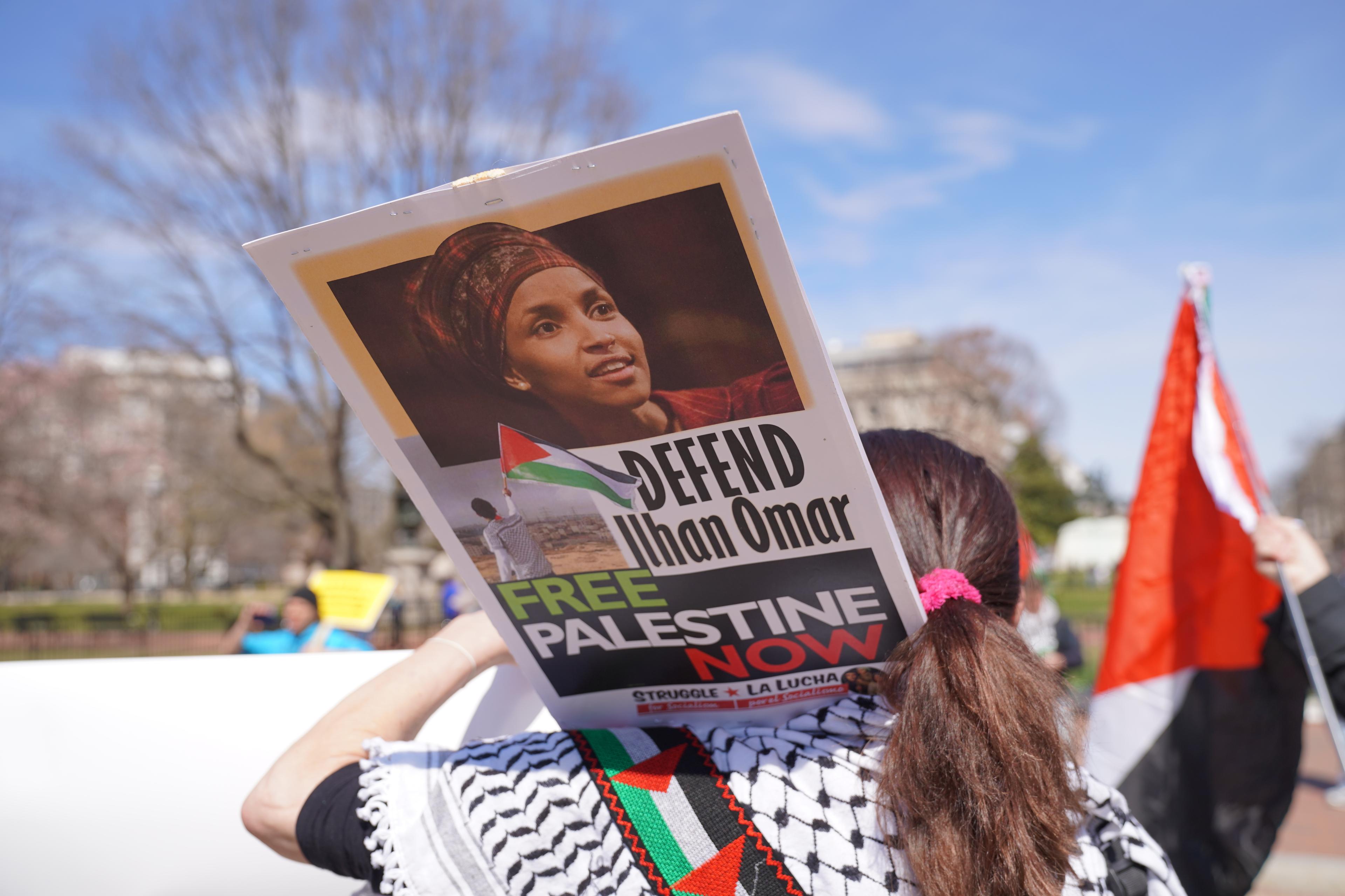 Pro-Palestinian protestors support Ilhan Omar