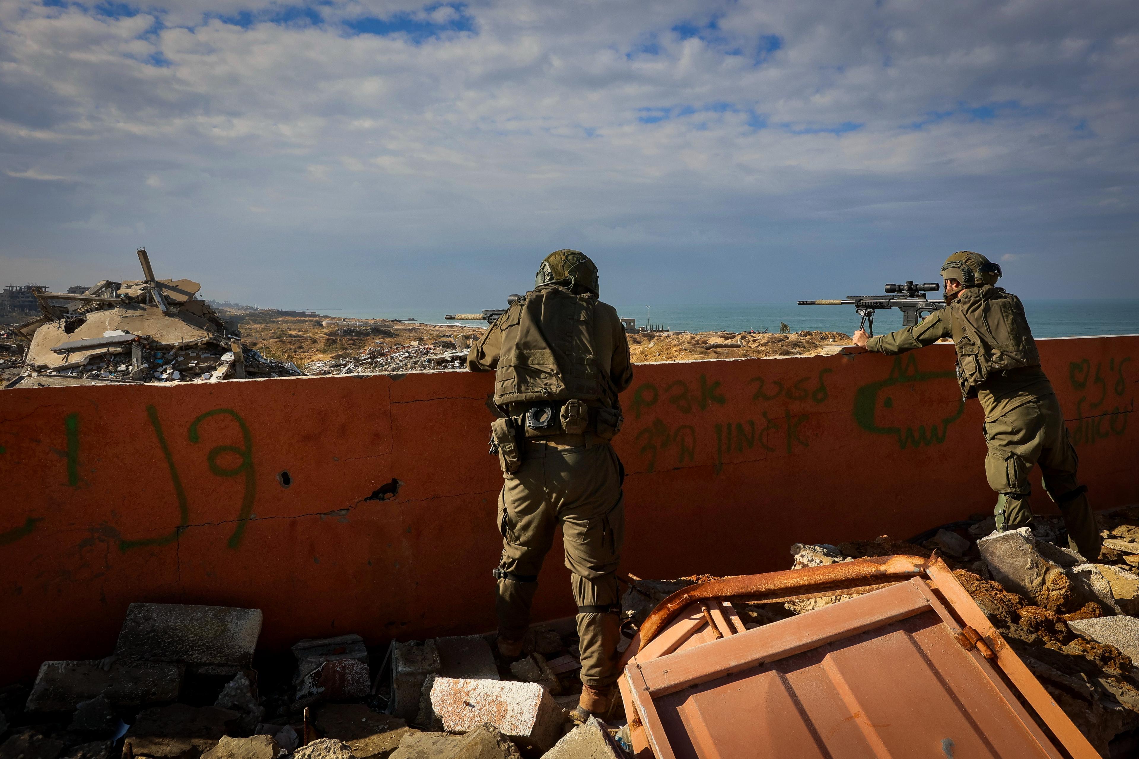 IDF forces in northern Gaza. IDF forces in northern Gaza.